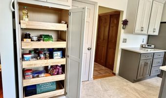 78 Wellington Dr, Chesterfield, NH 03462