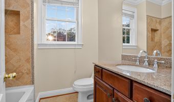 7602 GAYLORD Dr, Annandale, VA 22003