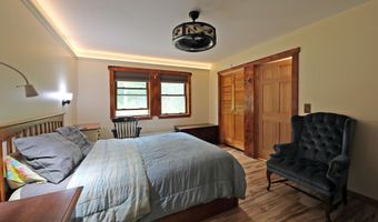 289 Algerie Rd, Becket, MA 01223