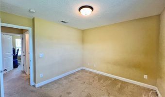 40 Red Blossom Ct, Allenhurst, GA 31301