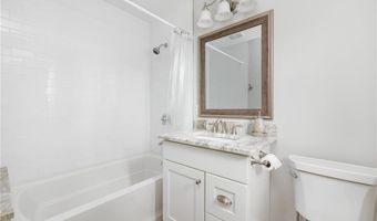 36 Wanda St, Narragansett, RI 02882