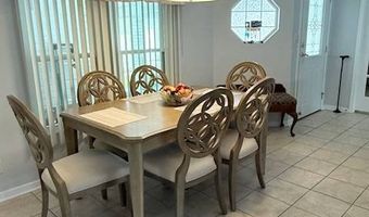 326 Waldorf Dr, Auburndale, FL 33823