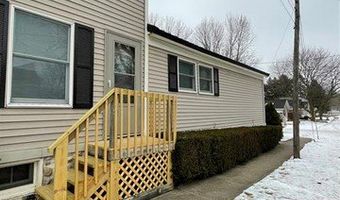 302 N BRISTOL - Upper Unit 2, Almont, MI 48003