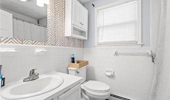12 Parsons St, East Providence, RI 02914