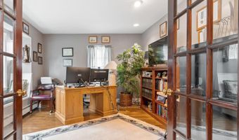 434 Donald St, Bedford, NH 03110