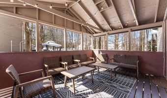 113 Birchwood Rd, Blakeslee, PA 18610