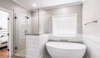 122 Hollister Dr, Albany, GA 31721