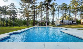 353 Alapaha River Dr, Alapaha, GA 31622