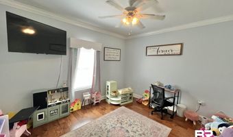 2259 E Laurel St, Atmore, AL 36502