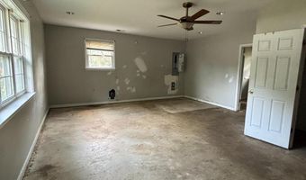 17111 MANNING Dr, Accokeek, MD 20607