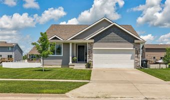 2706 NW 23rd St, Ankeny, IA 50023