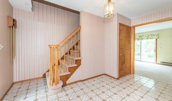 31 Mulford Rd, Andover, NJ 07848