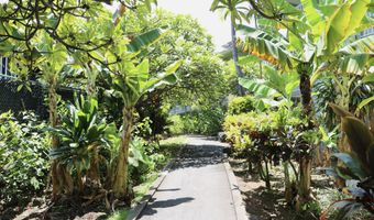 75-5776 KONA ISLANDER INN 201, Kailua Kona, HI 96740