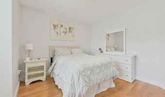 214-216 E Eagle St 5, Boston, MA 02128