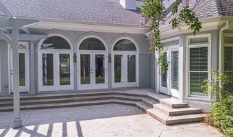 115 Melbourne Dr, Athens, GA 30606
