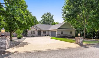 13 Morganshire Dr, Bella Vista, AR 72714