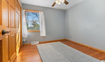 38397 Richmond Heights Dr, Aberdeen, SD 57401