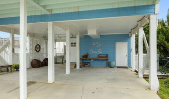 201 W Glenn St, Atlantic Beach, NC 28512