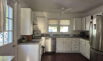 224 Huron Ave, Absecon, NJ 08201