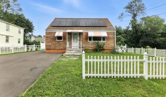 34 Gilbert Ave, Bloomfield, CT 06002