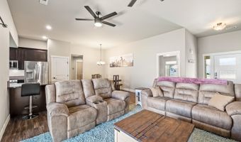 1132 Anna Jean Ave, Benton City, WA 99320