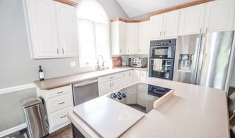 8339 Hill Gail Dr, Indianapolis, IN 46217