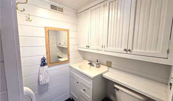 1857 Walnut Dr, Ashtabula, OH 44004