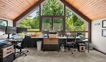 622 Golf Course Rd, Altoona, PA 16601