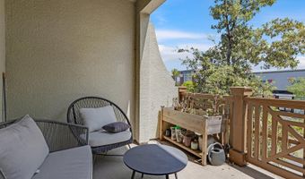 2683 5th St, Alameda, CA 94501
