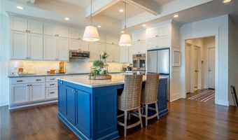1038 Lake Viking Ter, Altamont, MO 64620