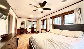 906 Locust St, Atlantic, IA 50022