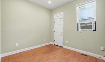 1440 FAIRMONT St NW 3, Washington, DC 20009