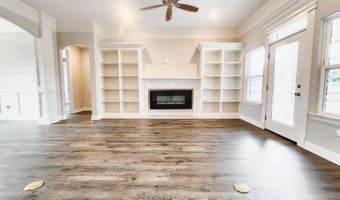 7919 Village Green Dr, Biloxi, MS 39532