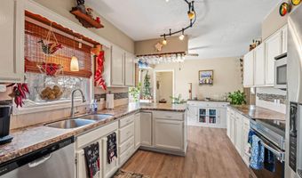 2329 McConnell Ave, Auburn, NE 68305