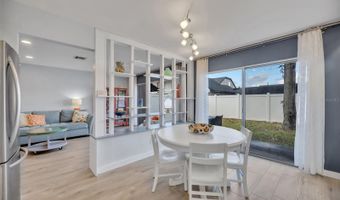 897 JONATHAN Way 897, Altamonte Springs, FL 32701