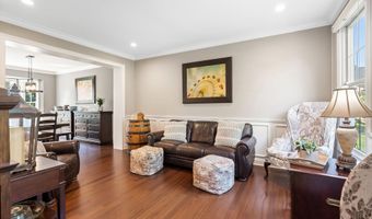 55 Heritage Dr, Allentown, NJ 08501
