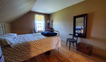 762 McLaren Hill Rd, Barnet, VT 05821