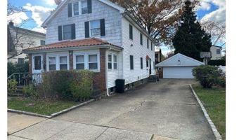 20 Shafter Ave, Albertson, NY 11507