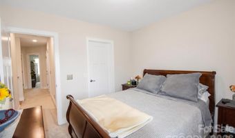 123 White Oak Road Ext, Arden, NC 28704