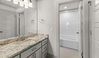4414 S 87th Pl, Bentonville, AR 72713