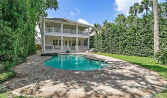 321 5TH St, Atlantic Beach, FL 32233