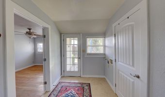 304 E Ave B, Alpine, TX 79830