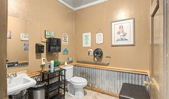 404 3rd Ave NW, Aliceville, AL 35442