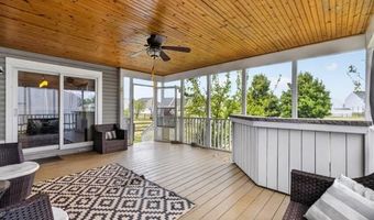 375 DELAWARE RIVER Dr, Clayton, DE 19938