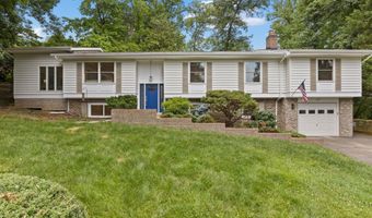 5610 SHADE TREE Ln, Alexandria, VA 22310