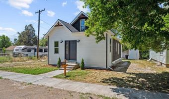 332 Arthur St, American Falls, ID 83211