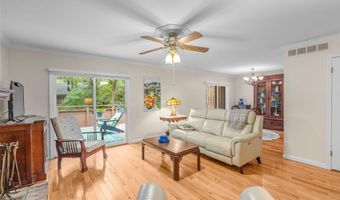 1529 Autumn Leaf Dr, Ballwin, MO 63021