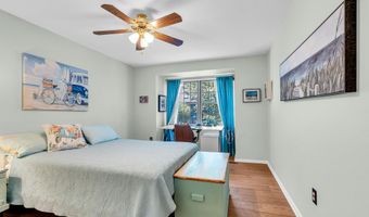76 Pape Dr, Atlantic Highlands, NJ 07716