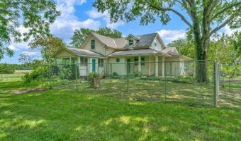 662 E 1452 Rd, Baldwin City, KS 66006
