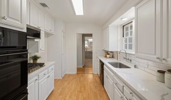 2043 Pepper Dr, Altadena, CA 91001